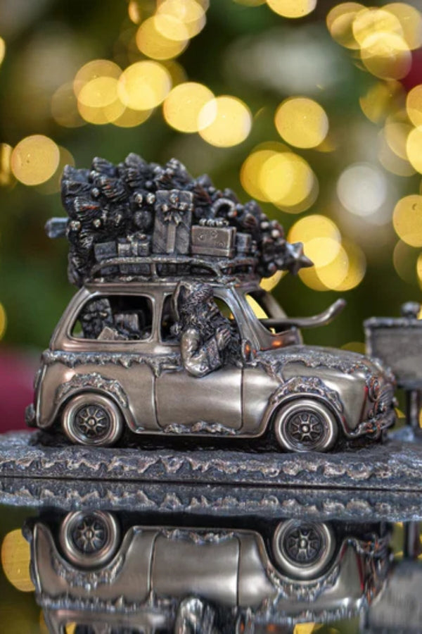 Carraig Donn Genesis Driving Home For Christmas