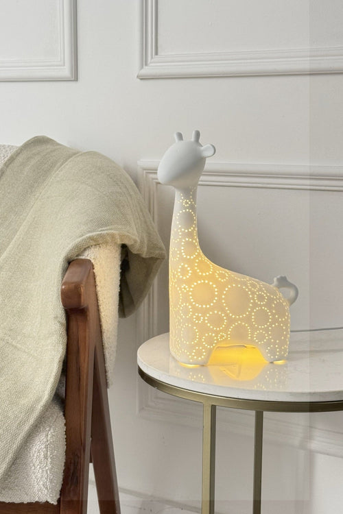 Giraffe Shaped Ceramic Table Lamp
