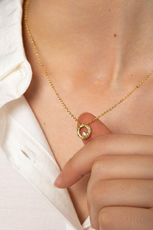 Carraig Donn Gold Celtic Circle Pendant Necklace