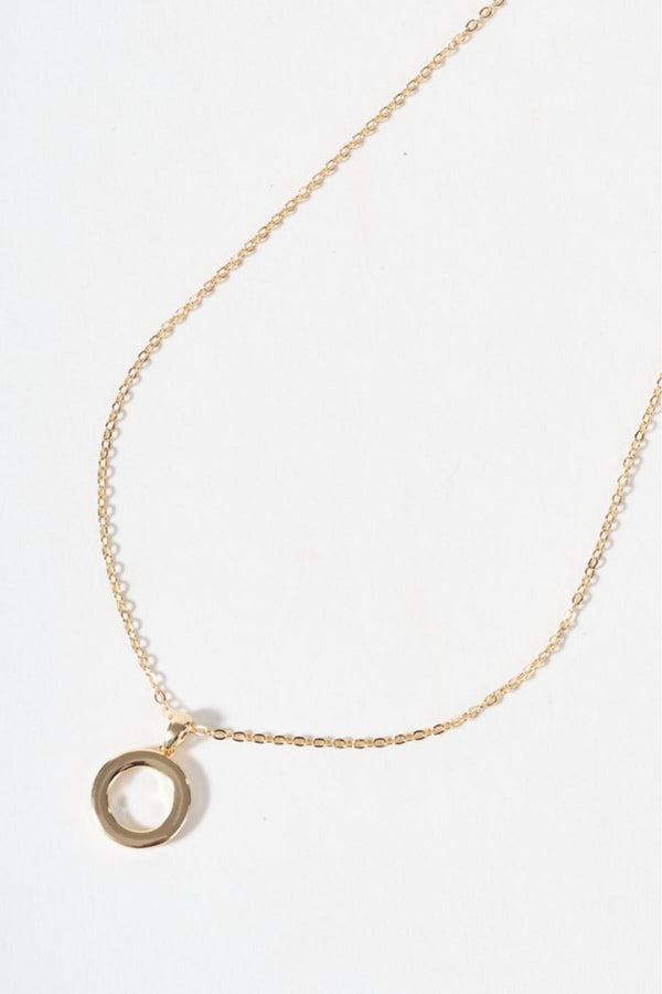 Carraig Donn Gold Circle Necklace