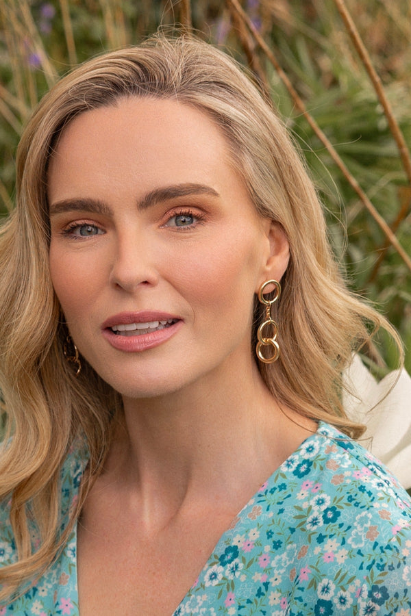 Carraig Donn Gold Circles Drop Earrings