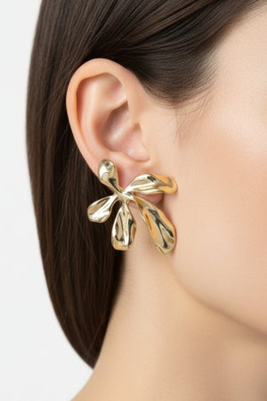 Carraig Donn Gold Flower Earrings
