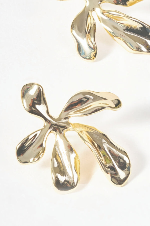 Carraig Donn Gold Flower Earrings