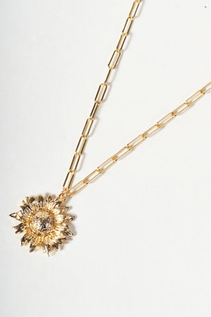 Carraig Donn Gold Flower Necklace