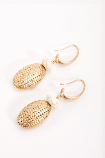 Carraig Donn Gold Oval Earrings