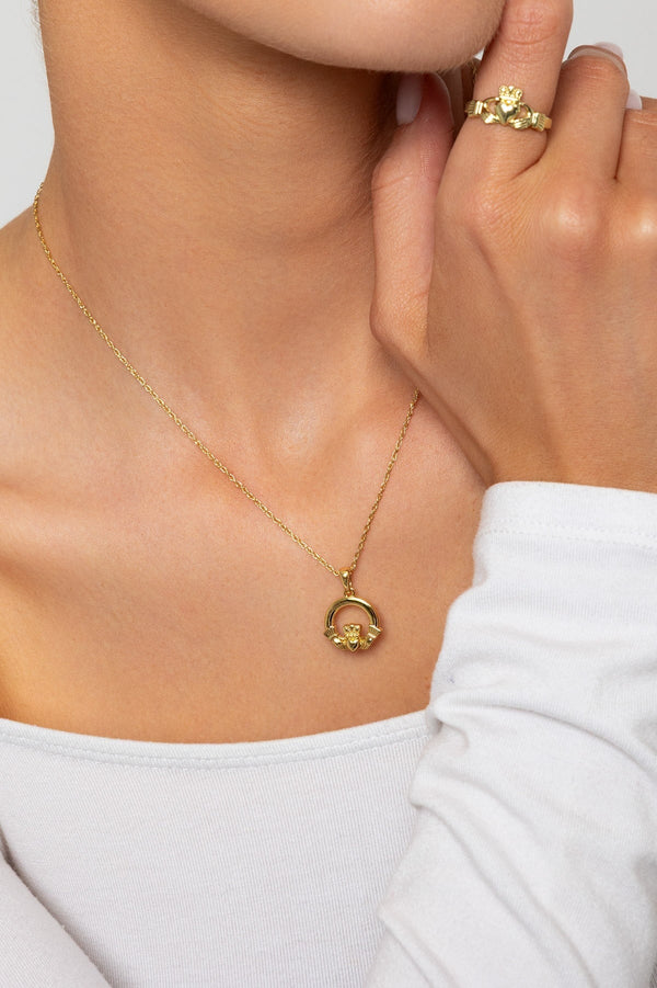 Carraig Donn Gold Plated Claddagh Necklace