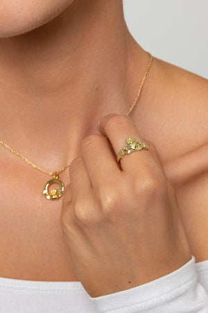 Carraig Donn Gold Plated Claddagh Ring - Size 7