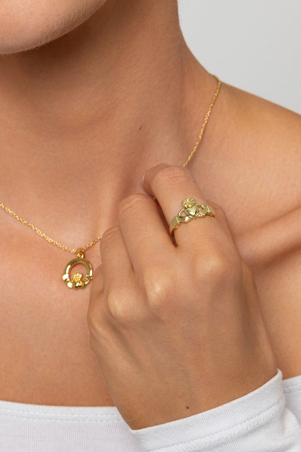 Carraig Donn Gold Plated Claddagh Ring - Size 7