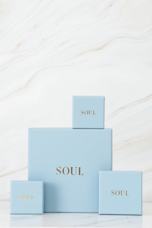 Carraig Donn Gold Pretty Stone Cluster Detail Earrings