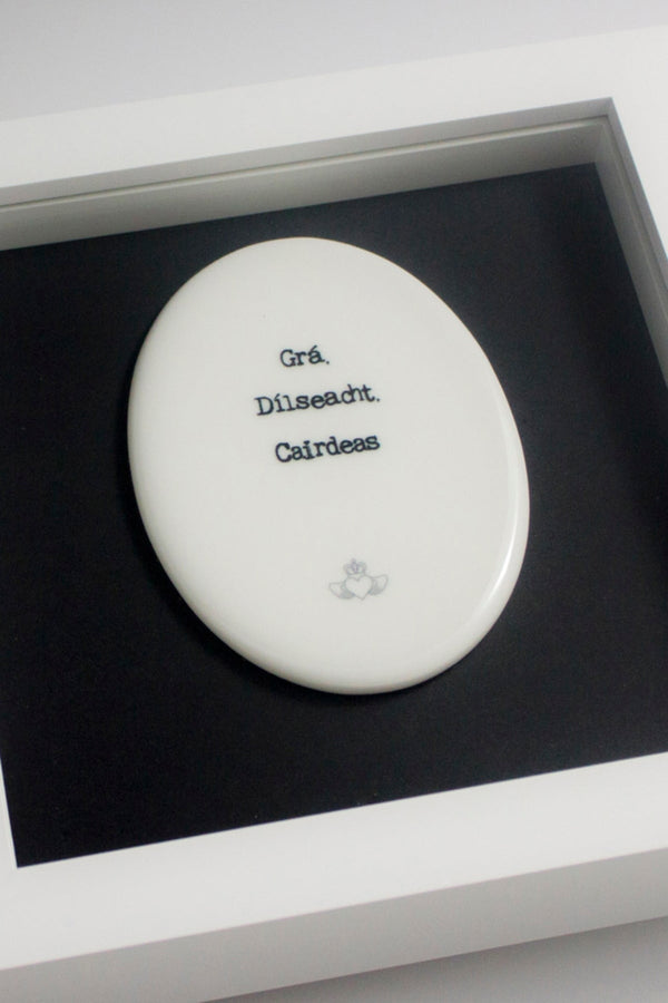 Carraig Donn Gra Dilseacht Cairdeas Wall Art