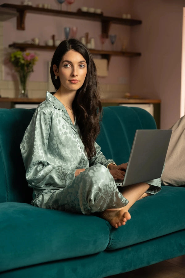 Carraig Donn Green Leopard Print Satin PJ Set In A Gift Box