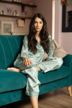 Carraig Donn Green Leopard Print Satin PJ Set In A Gift Box