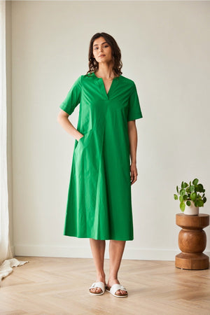 Carraig Donn Green Long Pocket Midi Dress