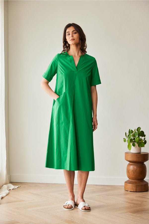 Carraig Donn Green Long Pocket Midi Dress
