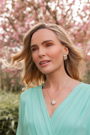 Carraig Donn Green & Pink Shell Necklace