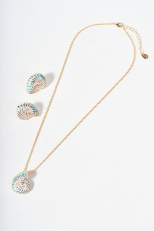 Carraig Donn Green & Pink Shell Necklace