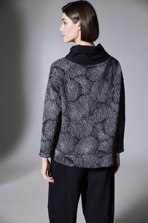 Carraig Donn Grey Jacquard Button Top