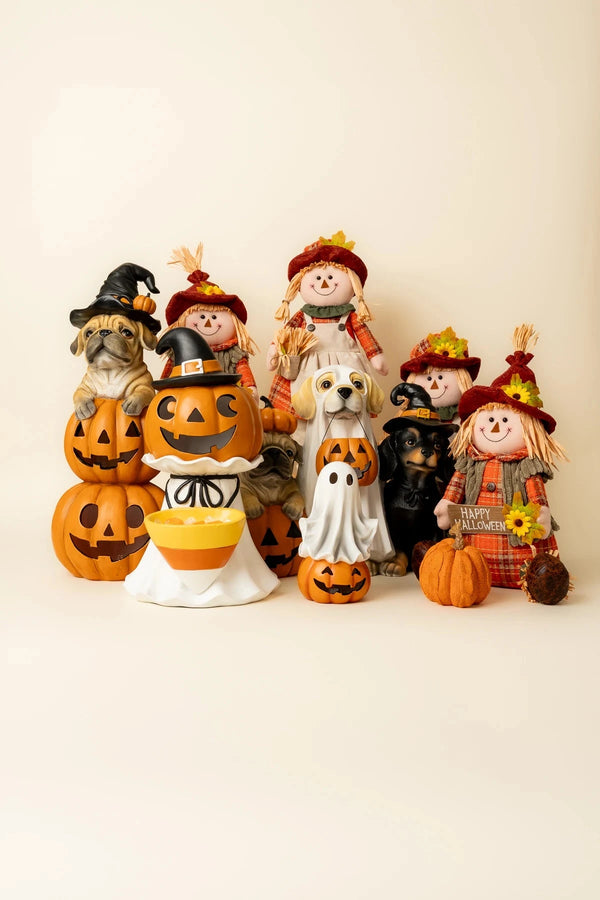 Carraig Donn Halloween Dog and Pumpkin Stack Decoration