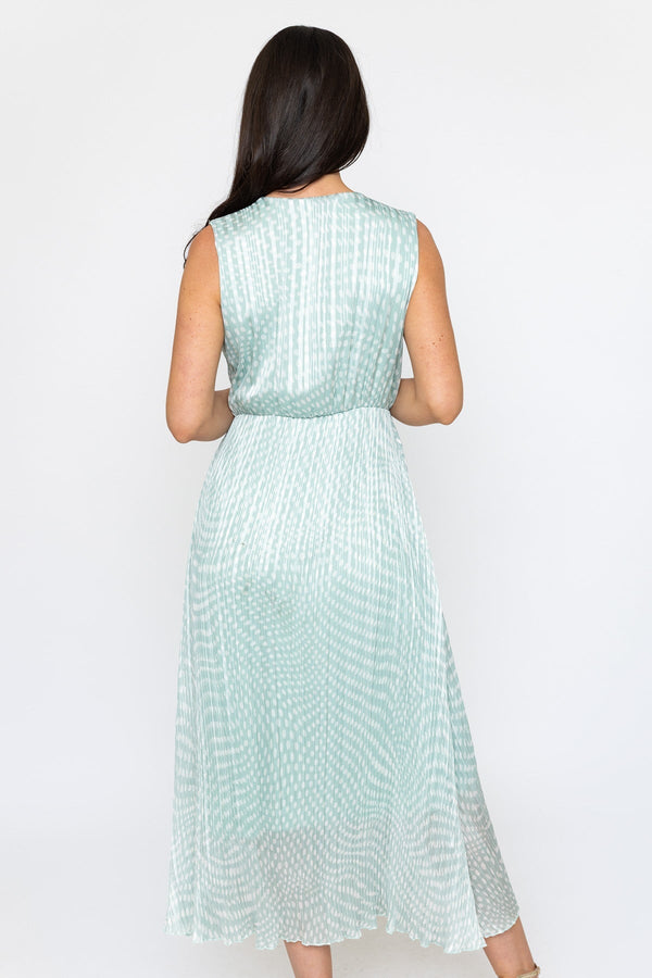 Carraig Donn Hannah Green Print Sleeveless Midi Dress