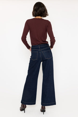 Carraig Donn High Waist Flare Jeans with Patch Pockets in Denim