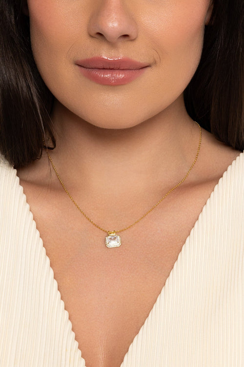 Jayleen Gold Pendant