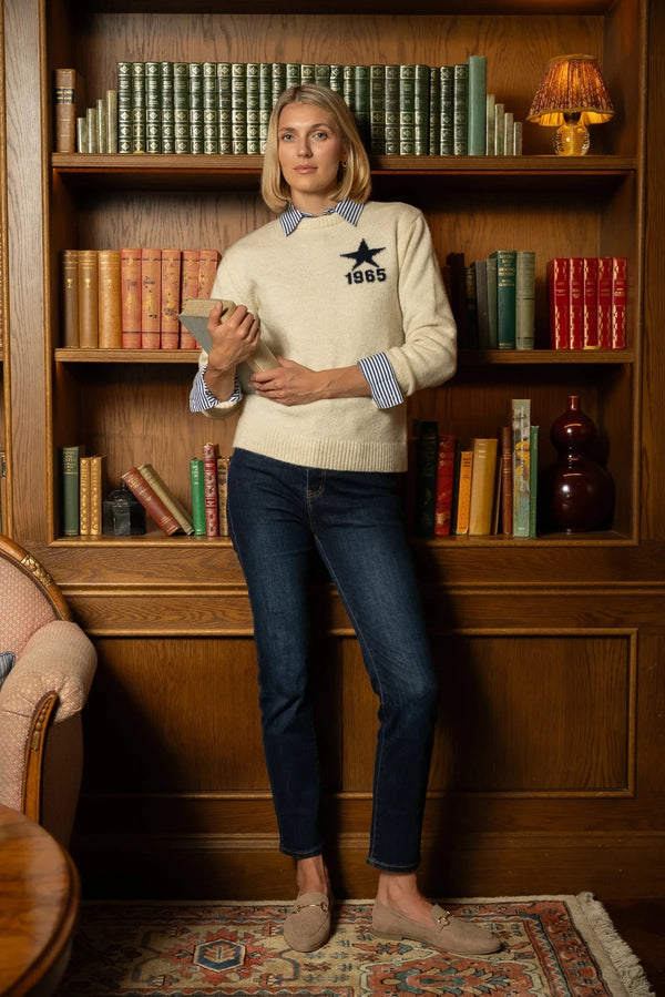 Carraig Donn Lana Straight Leg Jeans in Indigo Blue