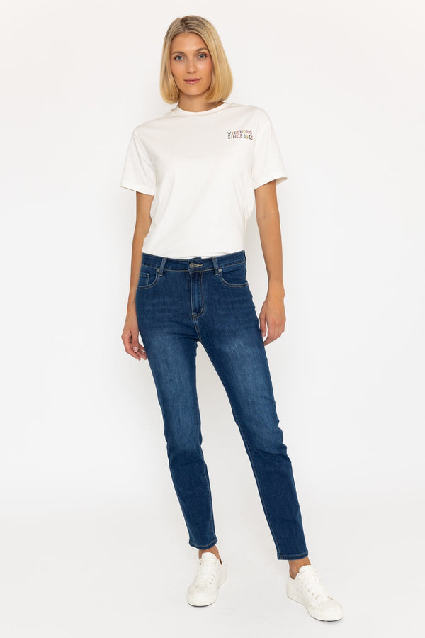 Carraig Donn Lana Straight Leg Jeans in Medium Blue