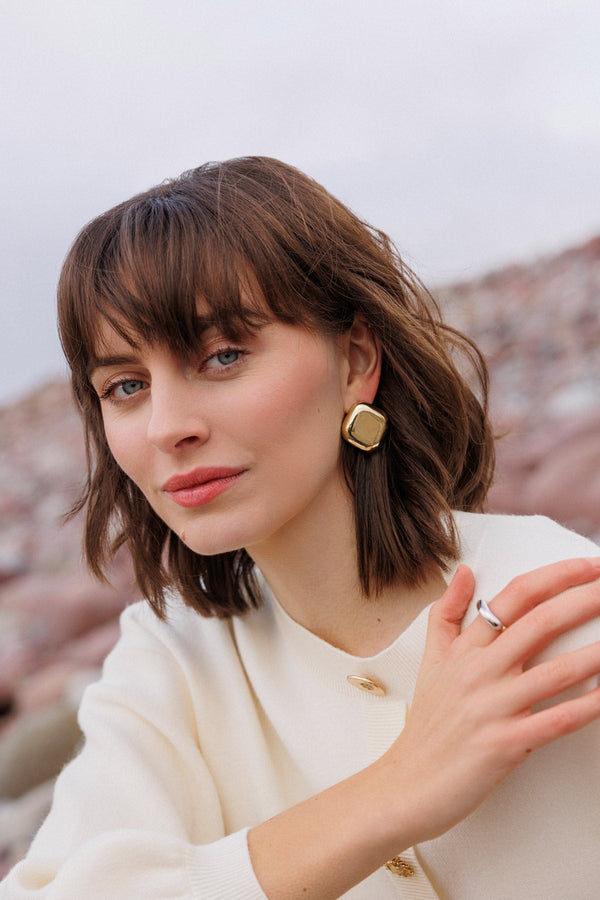 Carraig Donn Large Square Gold Earrings