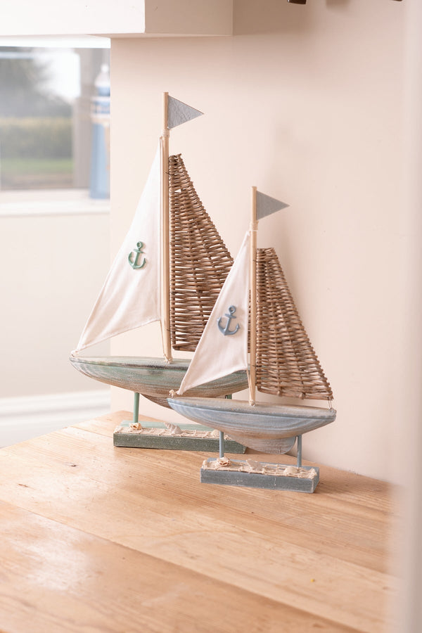 Carraig Donn Large Wooden Decorative Boat