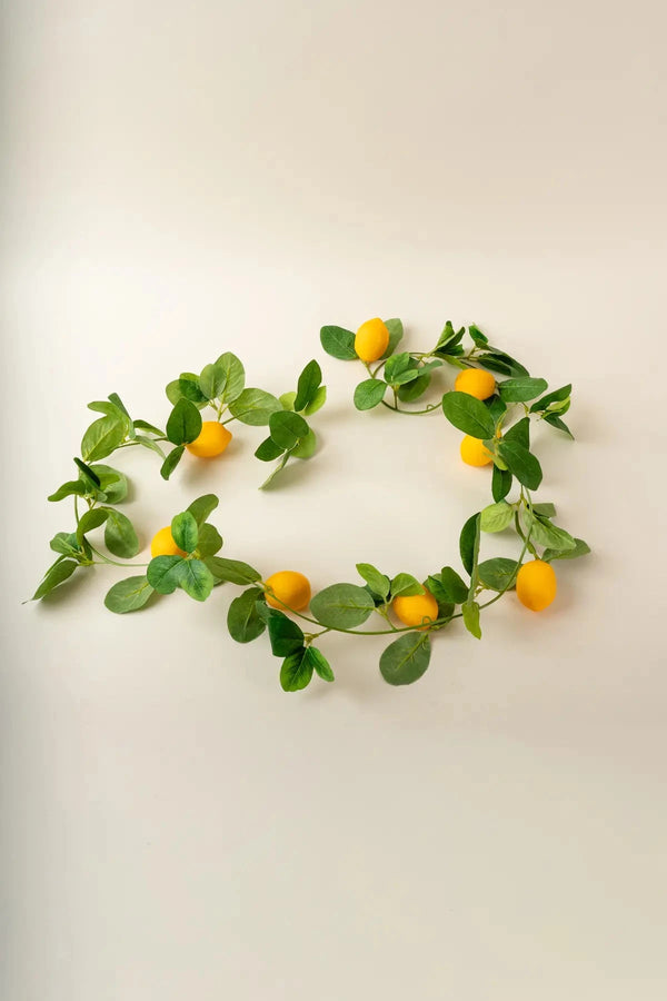 Carraig Donn Lemon Garland