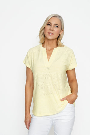 Carraig Donn Lemon Short Sleeve Jersey Top