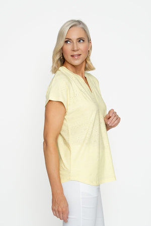 Carraig Donn Lemon Short Sleeve Jersey Top
