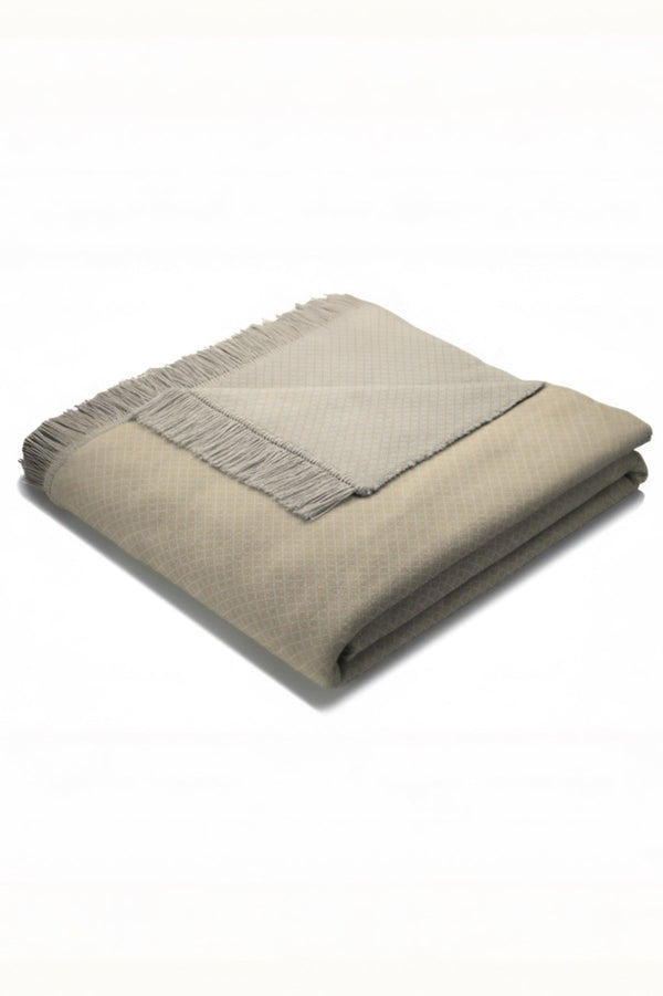 Carraig Donn Natural Textured Blacket With Fringes 140X180Cm