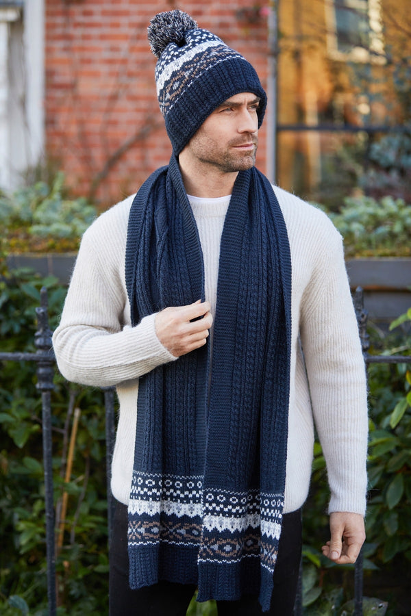 Carraig Donn Navy Men's Hat & Scarf Gift Set