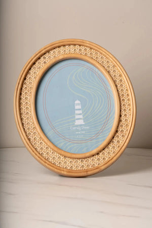 Carraig Donn Oval Rattan 8x10 Photo Frame