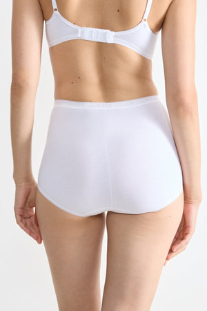Carraig Donn Pack of 4 Basic White Maxi Breifs