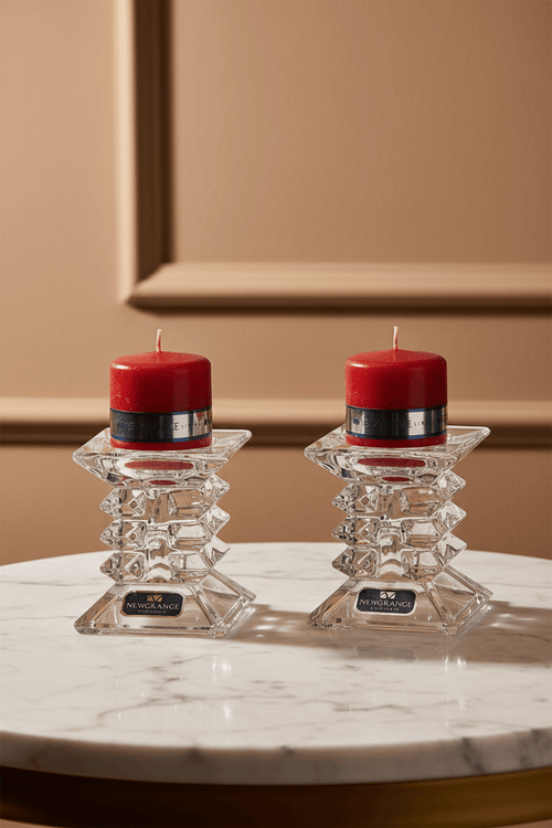 Pair of Ziggy Candleholder with Red Candles