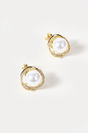 Carraig Donn Pearl Clip On Gold Earrings