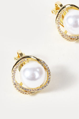 Carraig Donn Pearl Clip On Gold Earrings