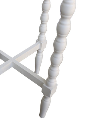 Carraig Donn Pearl Round Table