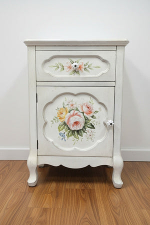 Carraig Donn Peony Locker