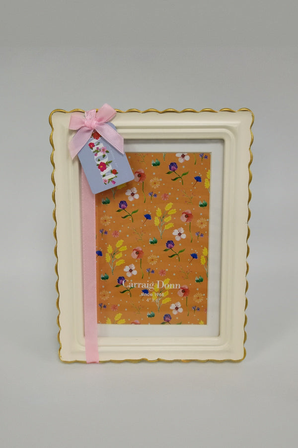 Carraig Donn Pink Ribbon 4x6 Photo Frame with Gold Detailing