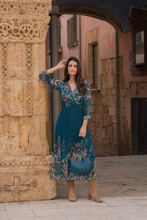 Carraig Donn Printed Hannah Midi Dress in Teal