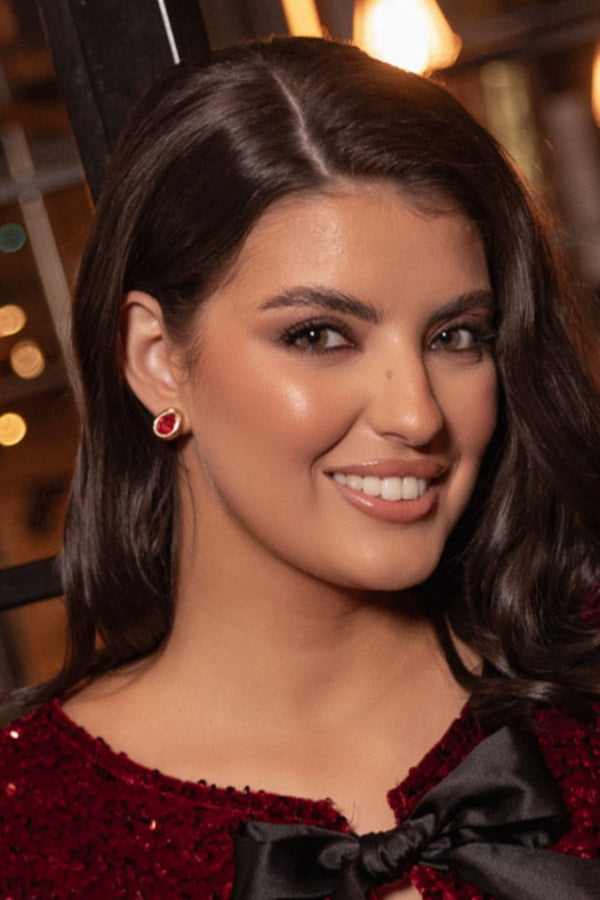 Carraig Donn Red Stone Stud Earrings