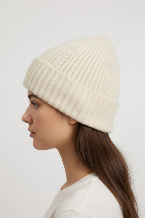 Carraig Donn Ribbed Beanie Hat in Cream