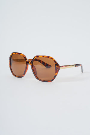 Carraig Donn Round Frame Sunglasses