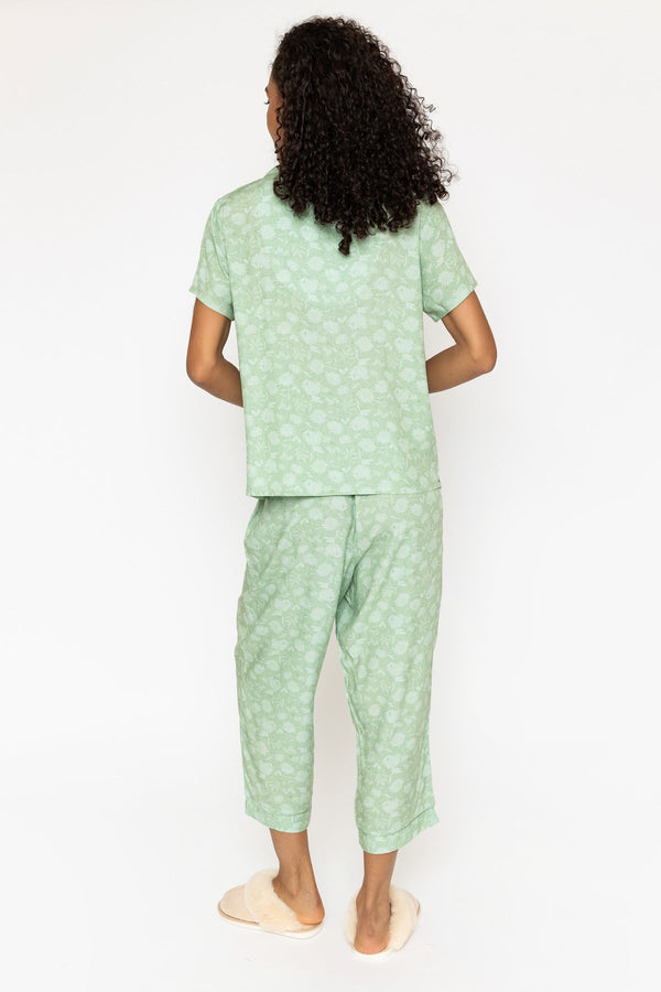 Carraig Donn Sage Floral Printed 3/4 Leg Pyjama Set