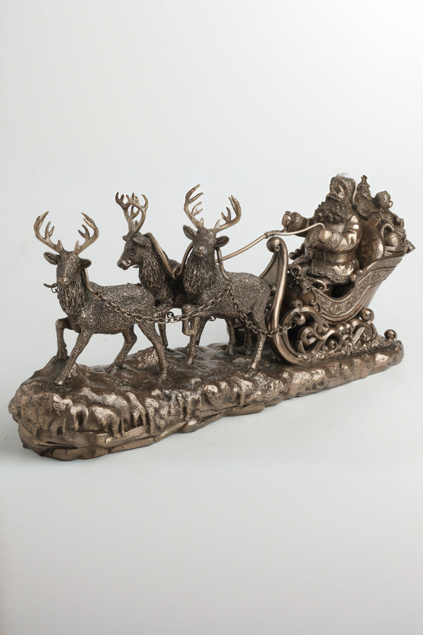 Carraig Donn Santa And Sleigh Small
