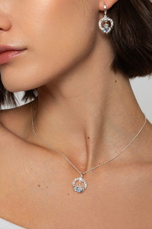 Carraig Donn Sapphire Stone Claddagh Pendant Necklace