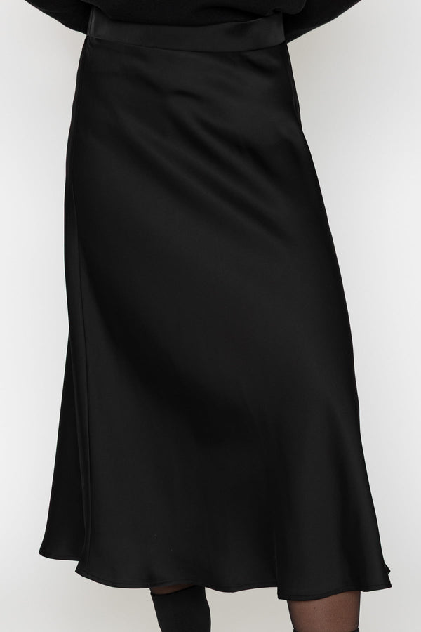 Carraig Donn Satin Midi Skirt in Black